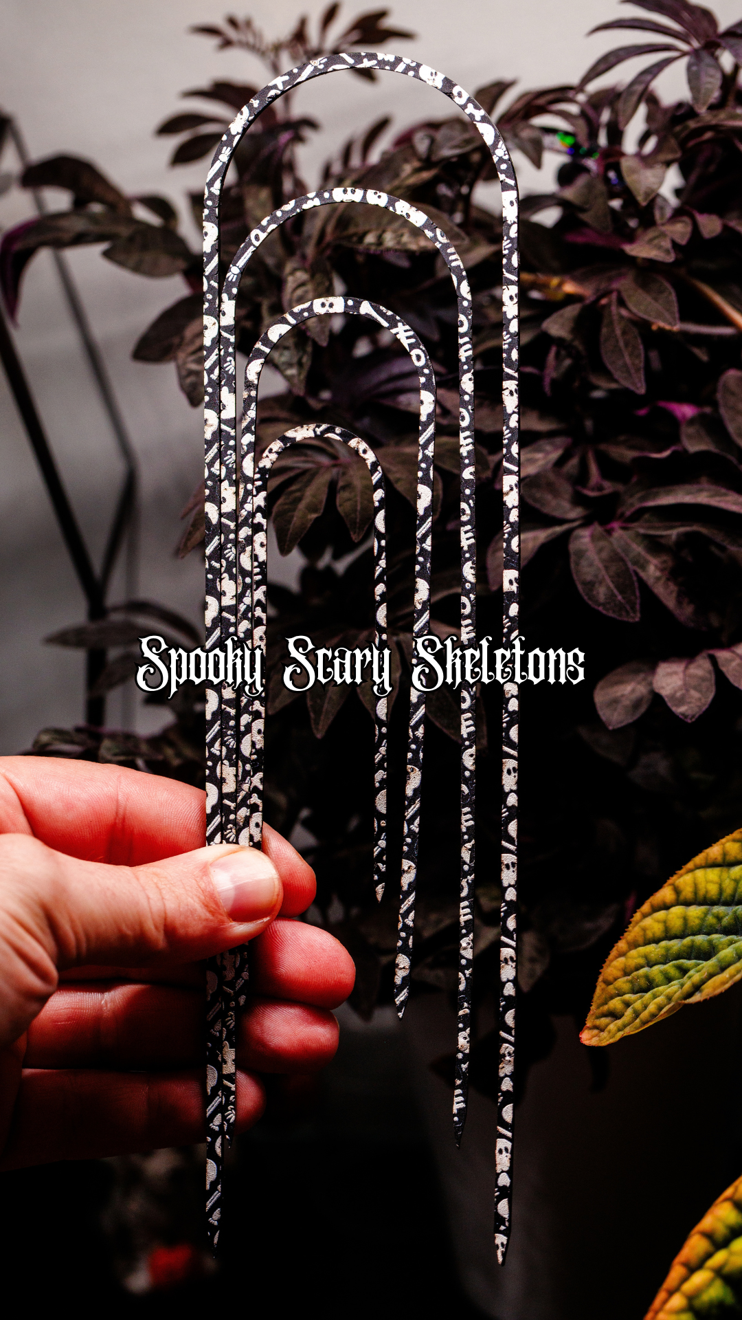 Spooky Scary Skeletons Slender - 10" - 4" Trellis