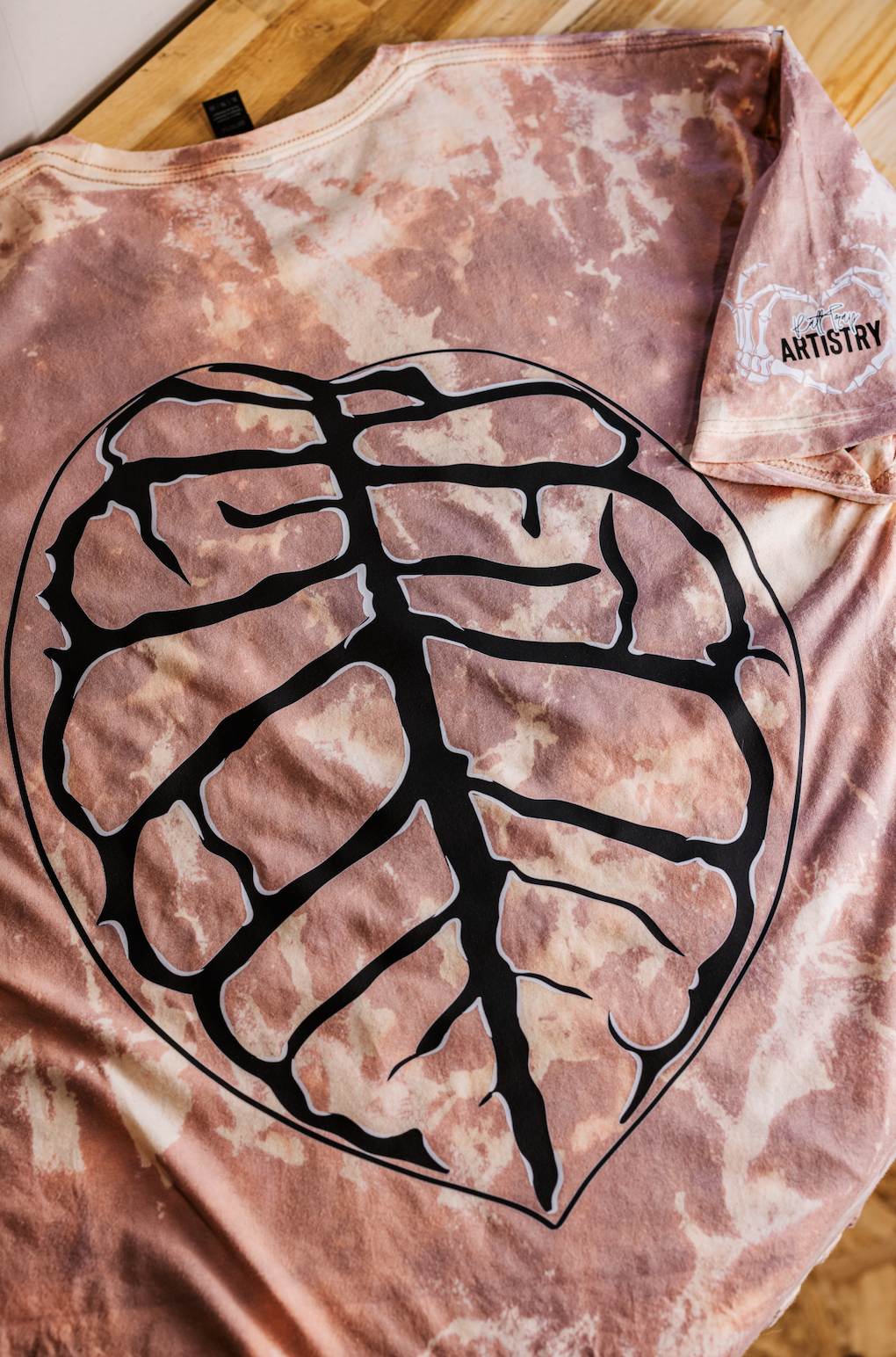 Hoya Ghost, Glow in the Dark T-shirt