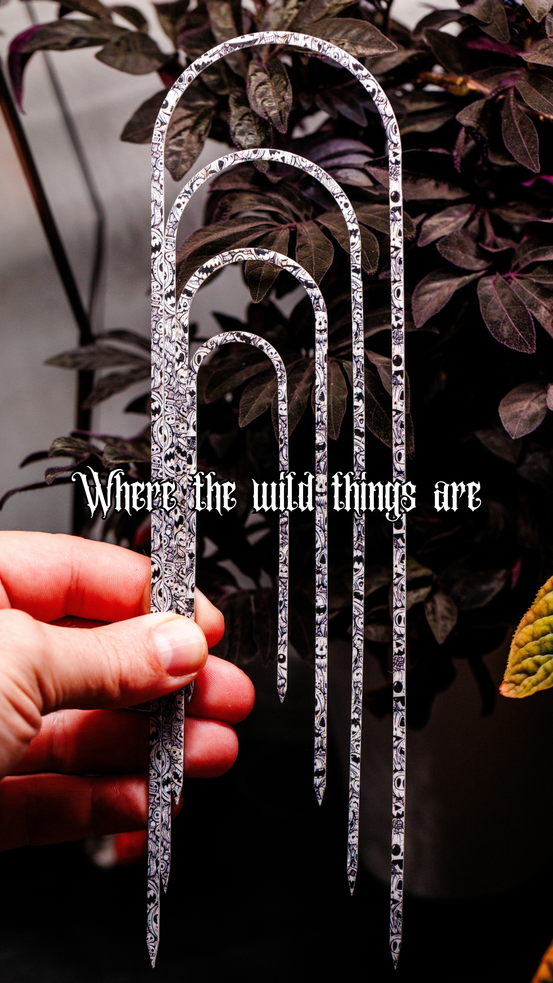 Where the wild things are slender - 10" - 4" Trellis
